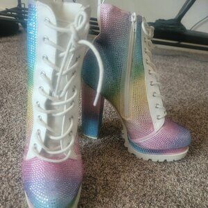 Diva Lugged sole Boots